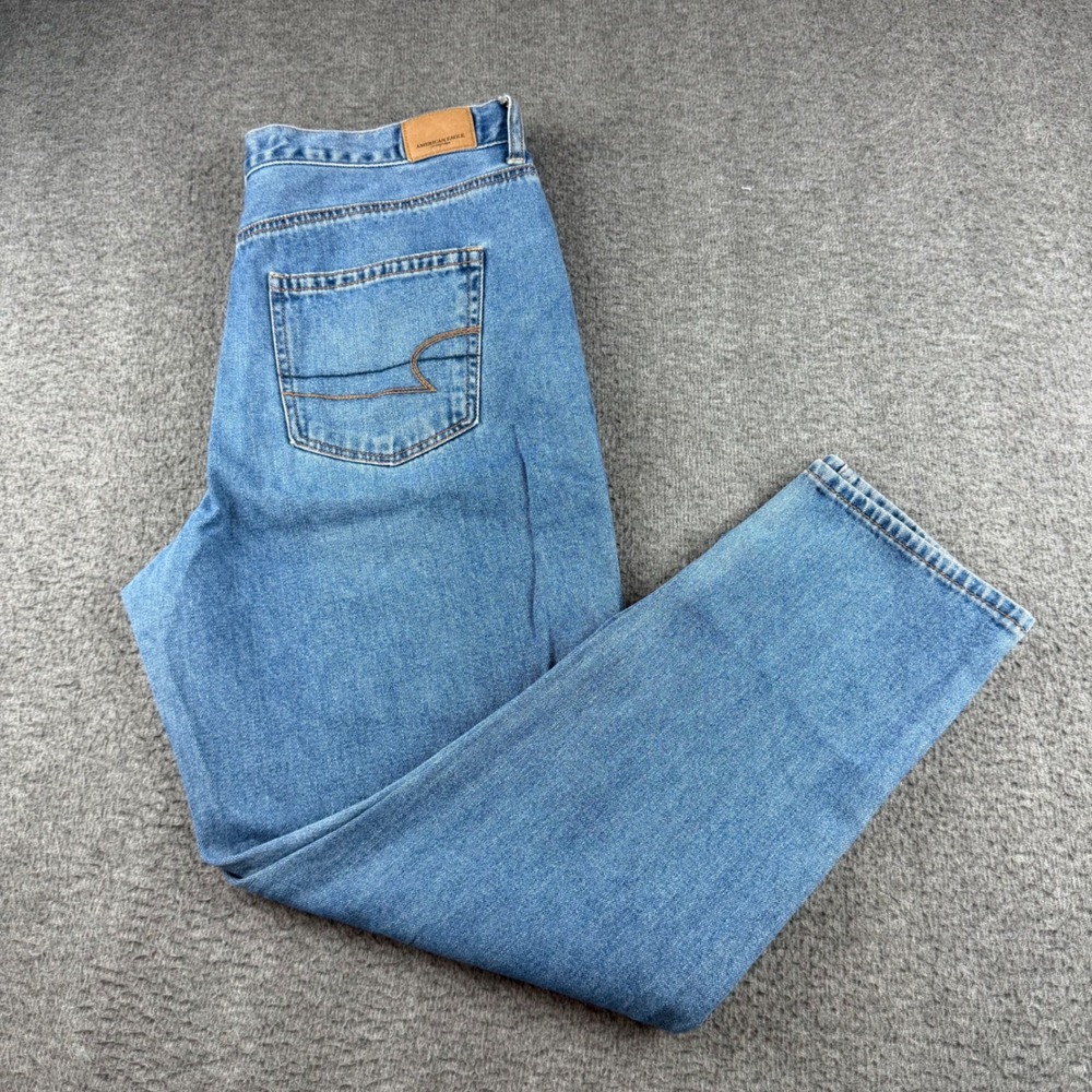 American Eagle Mom Jeans Women's 14 Regular Blue High Waisted Tapered Denim